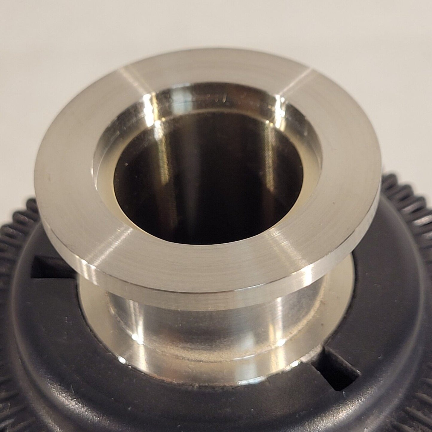 Edwards AIM-PL-NW25 Inverted Magnetron Vacuum Gauge Active KF25 NW25 D14646000