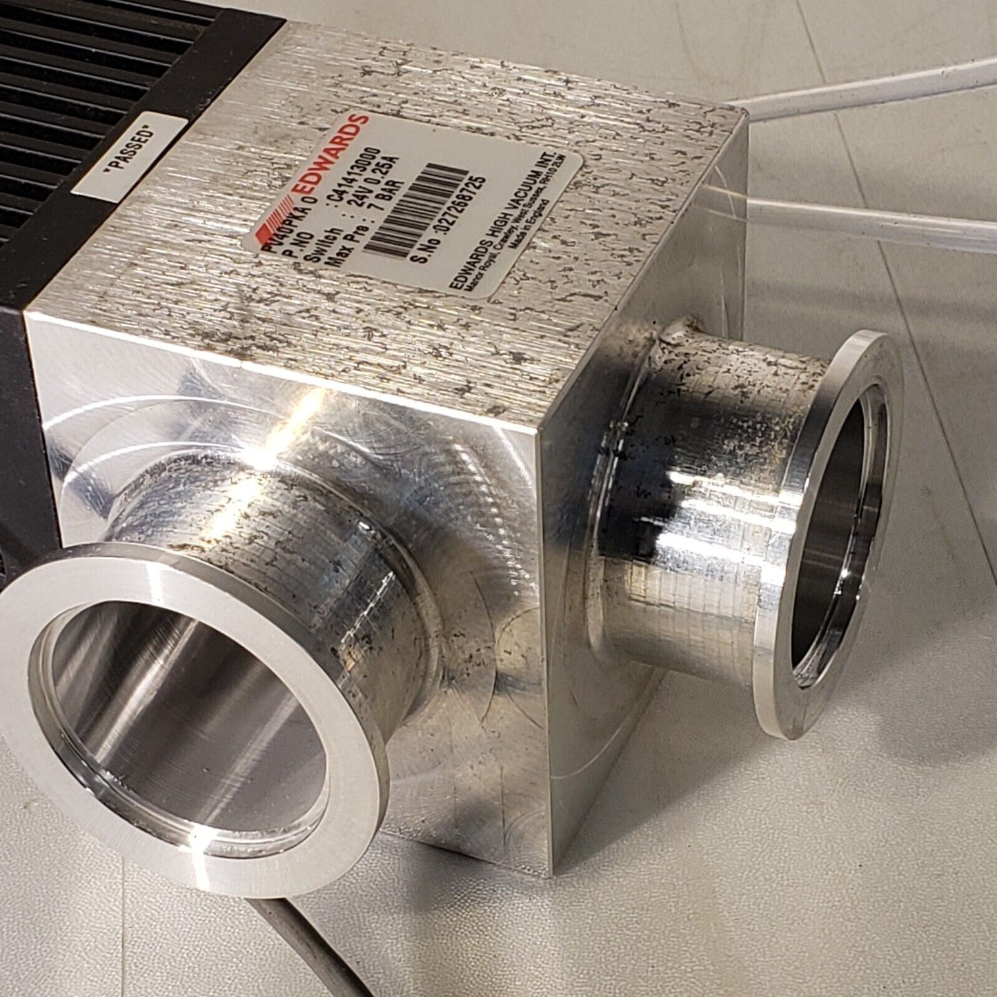 Edwards PV25PKA 0 High Vacuum Angle Valve ISO KF40 NW40 C4131300 Max Prs 7bar
