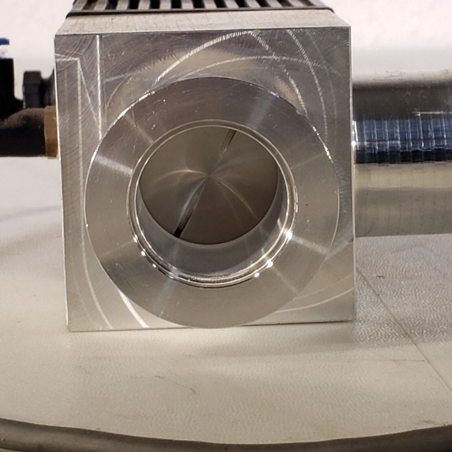 Edwards PV25PKA O ISO KF25 NW25 High Vacuum Angle Valve C41313000 Max Prs 7bar