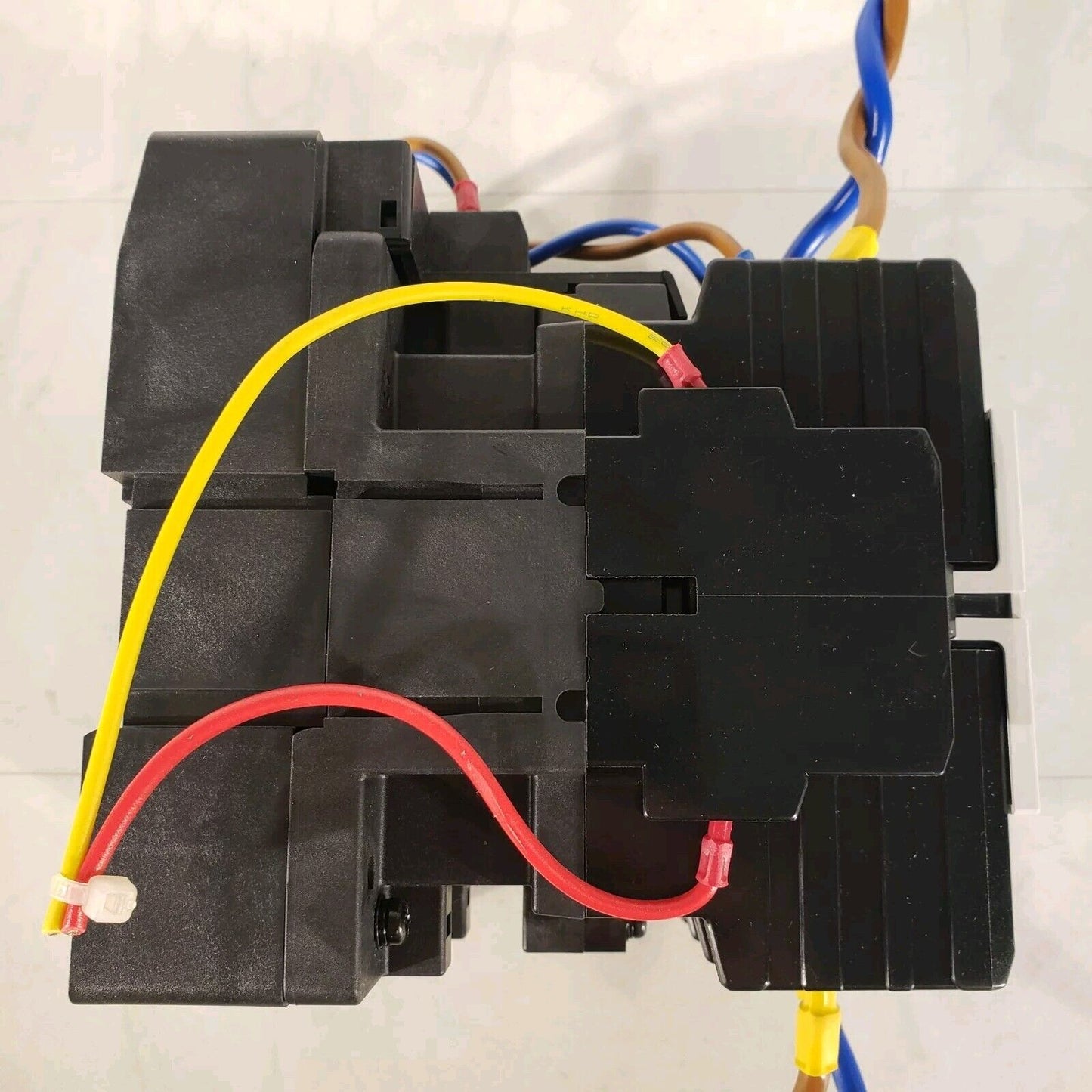 Fuji Electric SC-N3/SE Magnetic Contactor 200-240V DC 3 Phase 3NC2H/SE