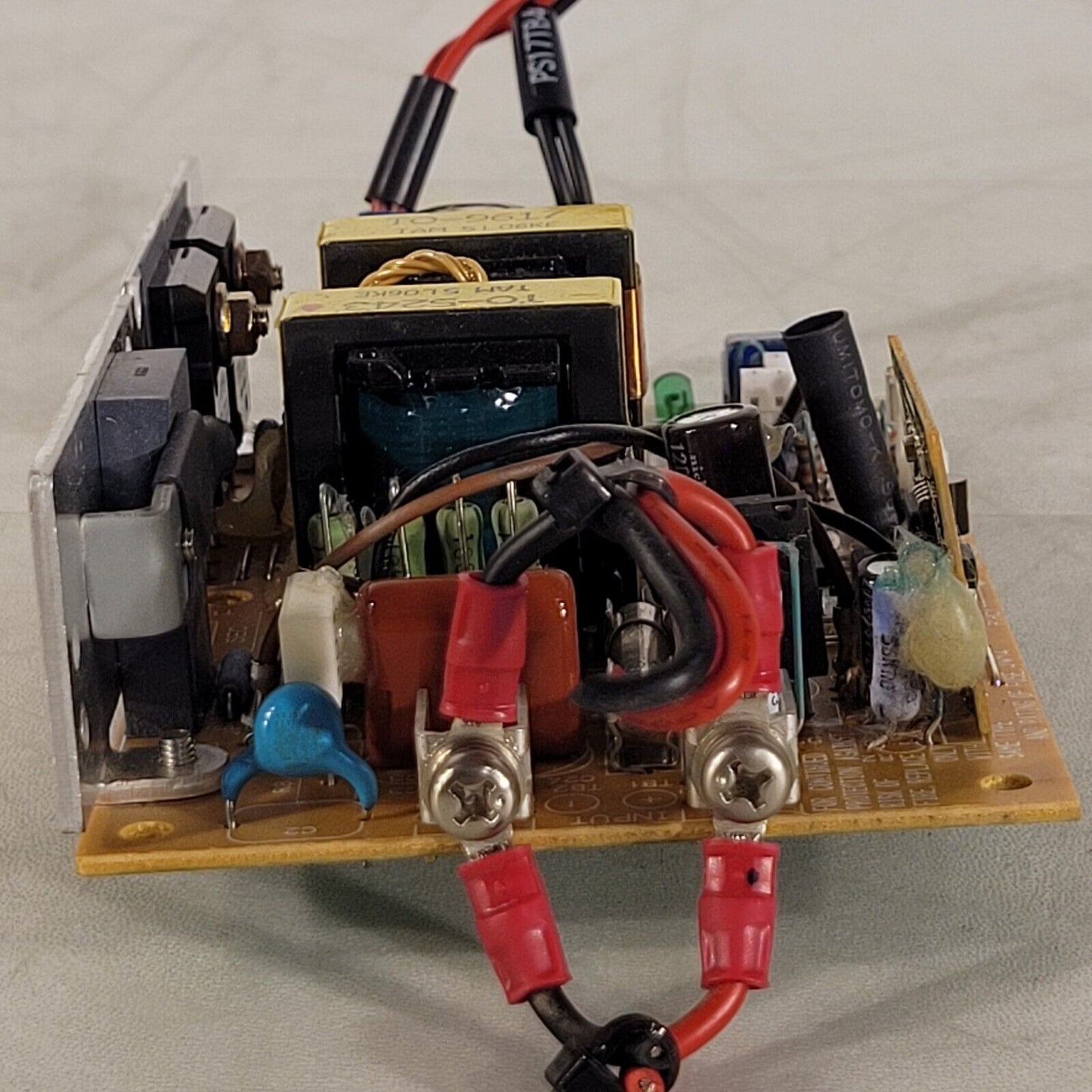 Tamura CPS100-15 Power Supply Input: DC 250V 0.64A Output: DC 15V 6.6A 4874-13-Z