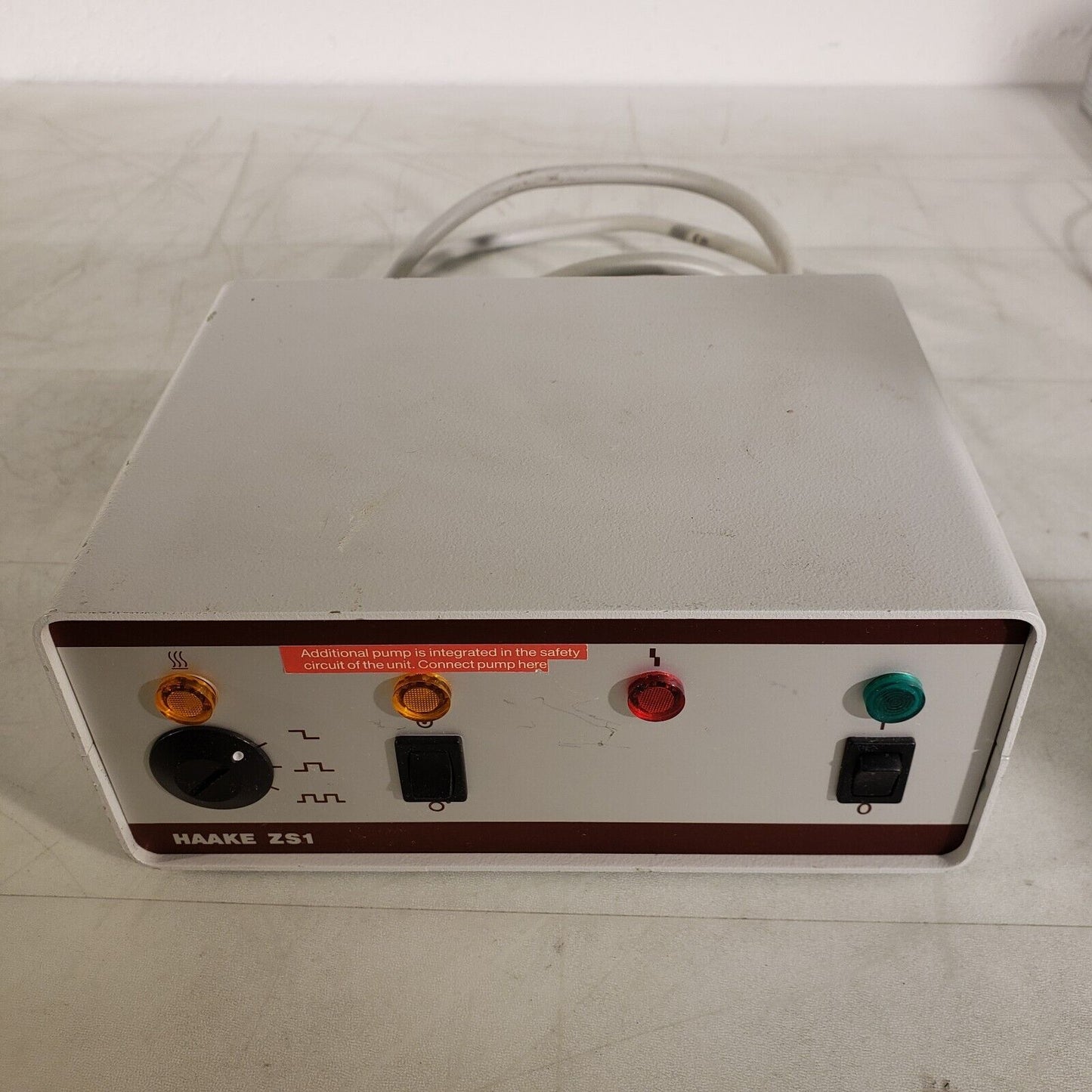 Haake ZS1 000-6328 Electric Pump Heater Controller Panel 250VAC 15A 3.8kW