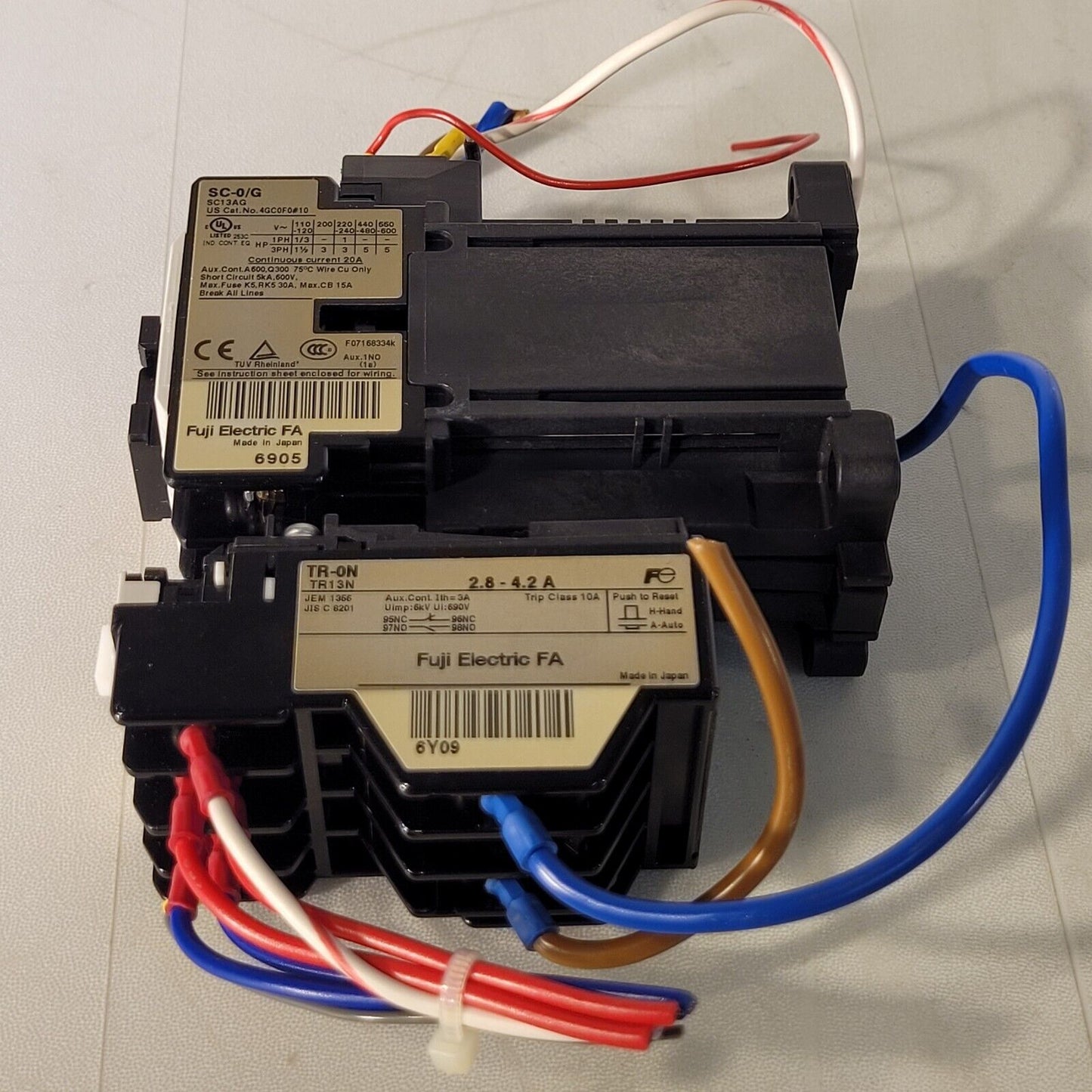 Fuji Electric SC-0/G SC13AG Magnetic Conductor with TR-ON TR13N Overload Relay