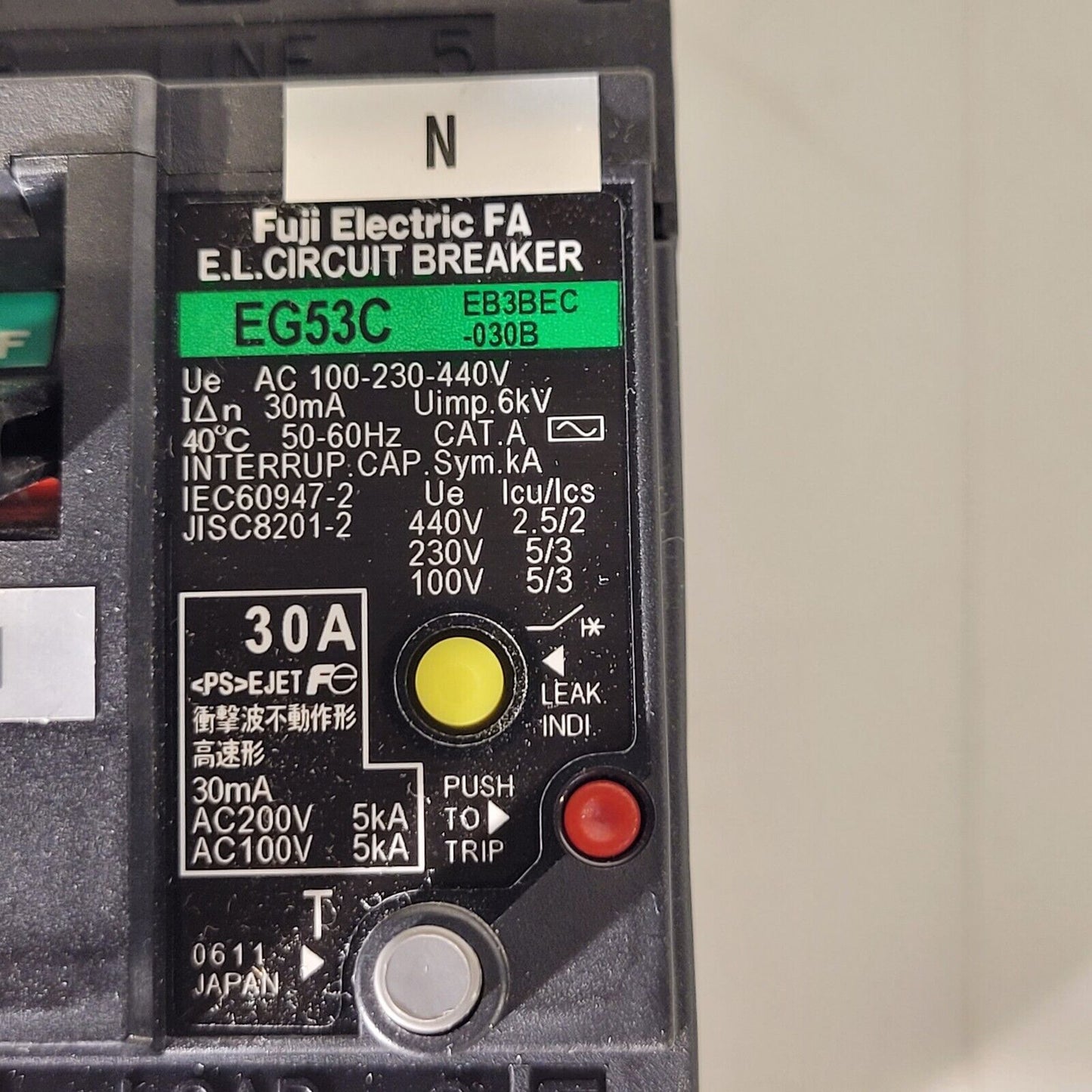 Fuji Electric EG53C Circuit Breaker EB3BEC-030B AC 100-230-440V 30mA 50-60Hz