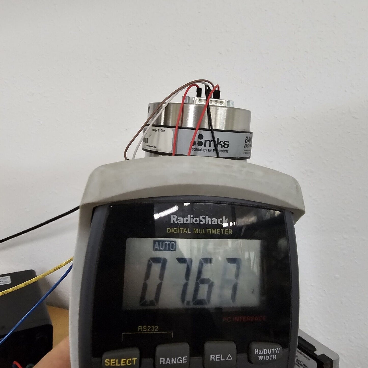 TESTED MKS E28B-24259 Baratron Etch Capacitance Manometer 0.1 Torr Range Vacuum