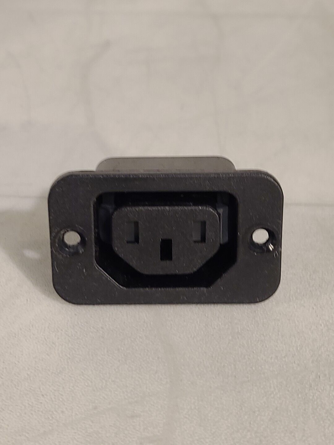 Schurter 4721 IEC Outlet F Quick Conect Terminal Power Entry Socket Jack