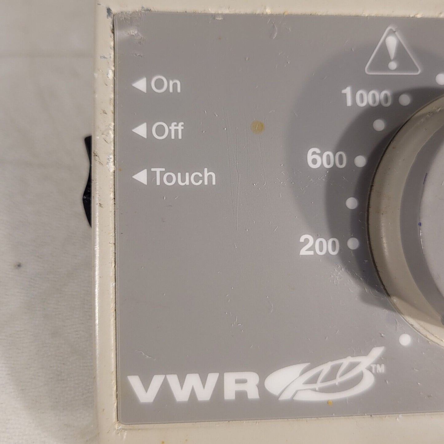 VWR MV1 Mini Vortexer 200-2500 Rpm 115V 50/60Hz 31W IKA 03.167901