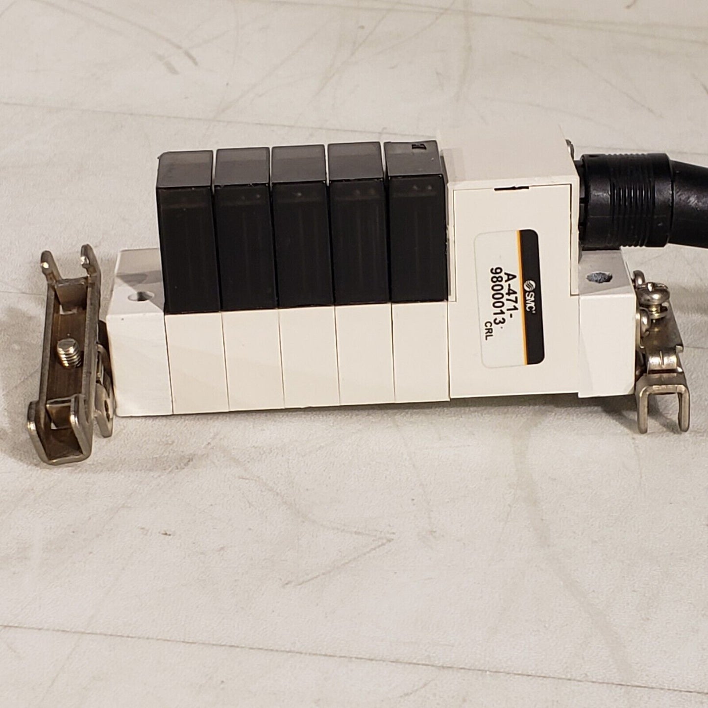 SMC A-471-9800013 Solenoid Manifold 5x VQ110-F5 Pneumatic Air Controller