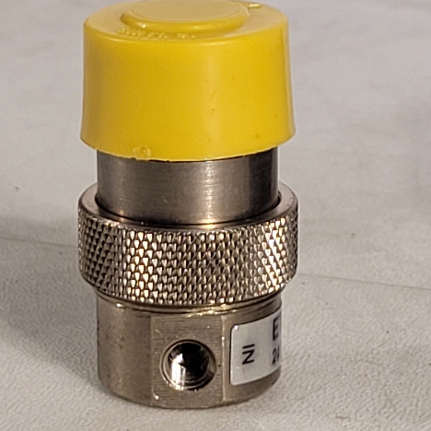 Clippard ET-2-24 VDC 2-Way Control Valve Solenoid 24vdc ETO-2 ET-2 ET-2-24V