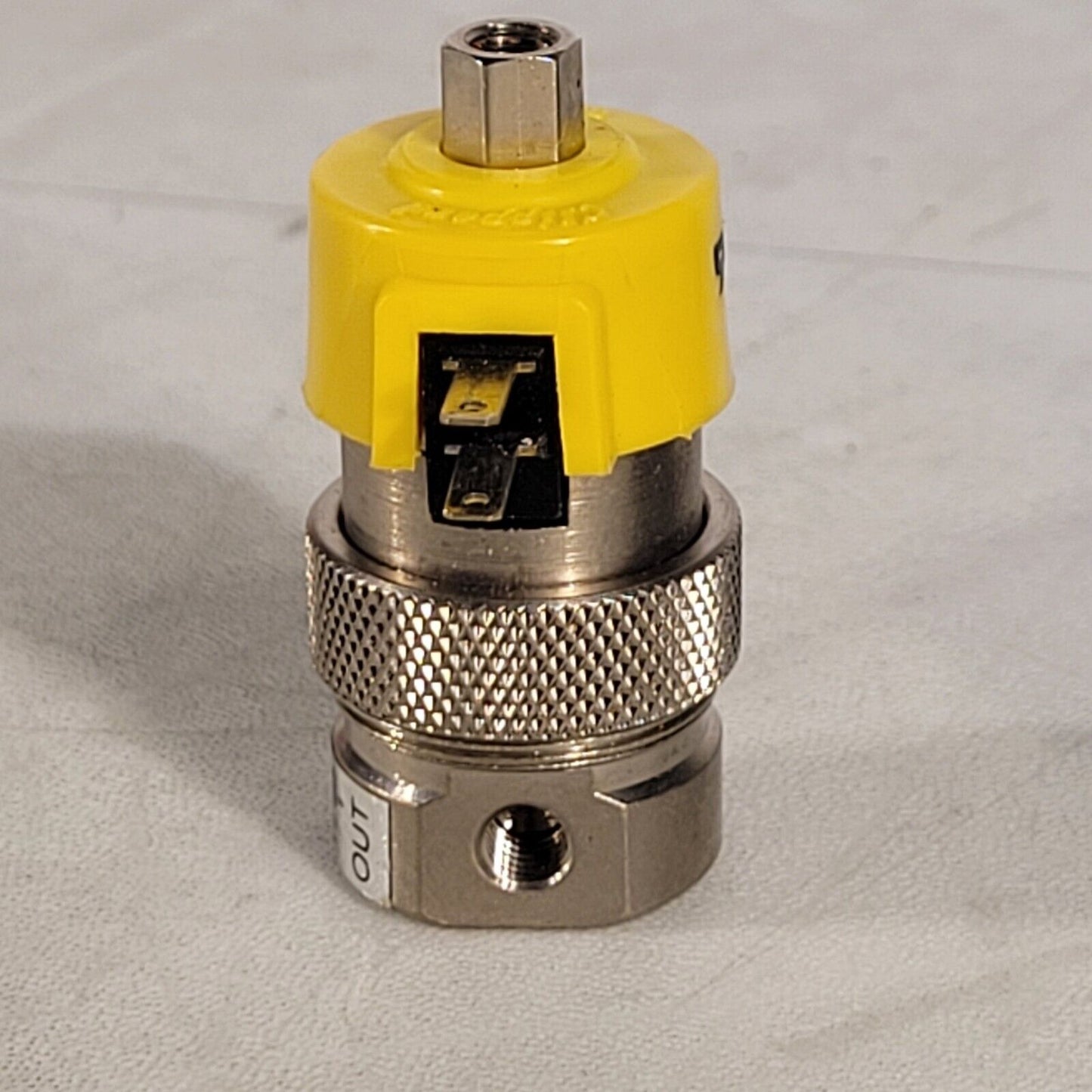 Clippard ETO-3-24VDC 3-way Solenoid Valve 24VDC Pneumatic Air