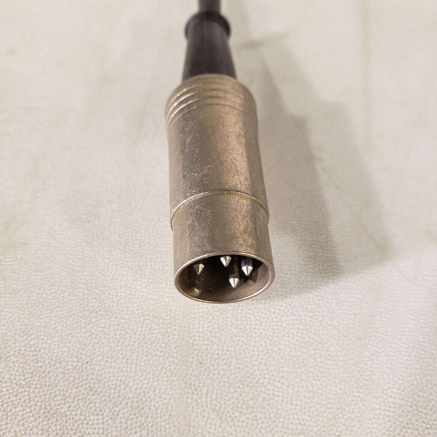 Newport 846 Laser Beam Safety Shutter XLR Connector