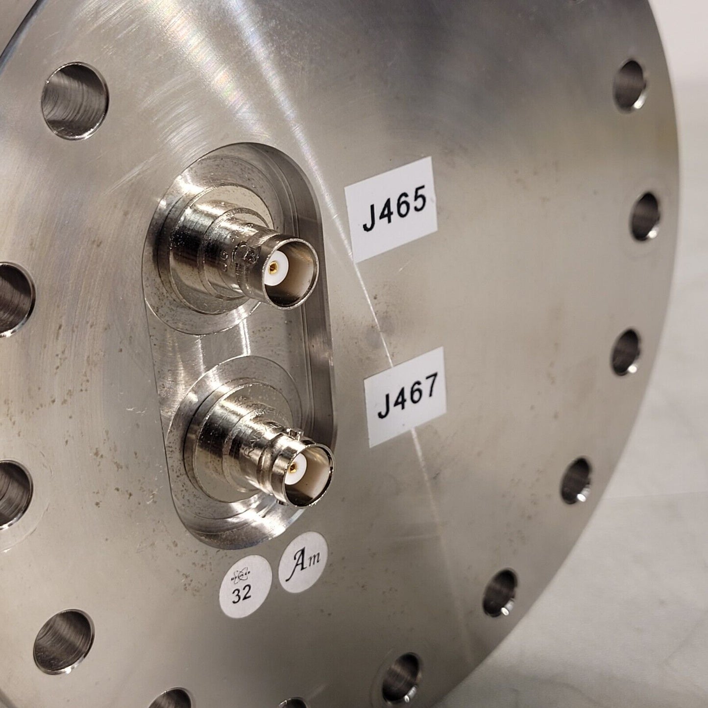 6" CF Conflat 2x BNC Port Electrical Feedthrough Flange DN100CF High Vacuum UHV