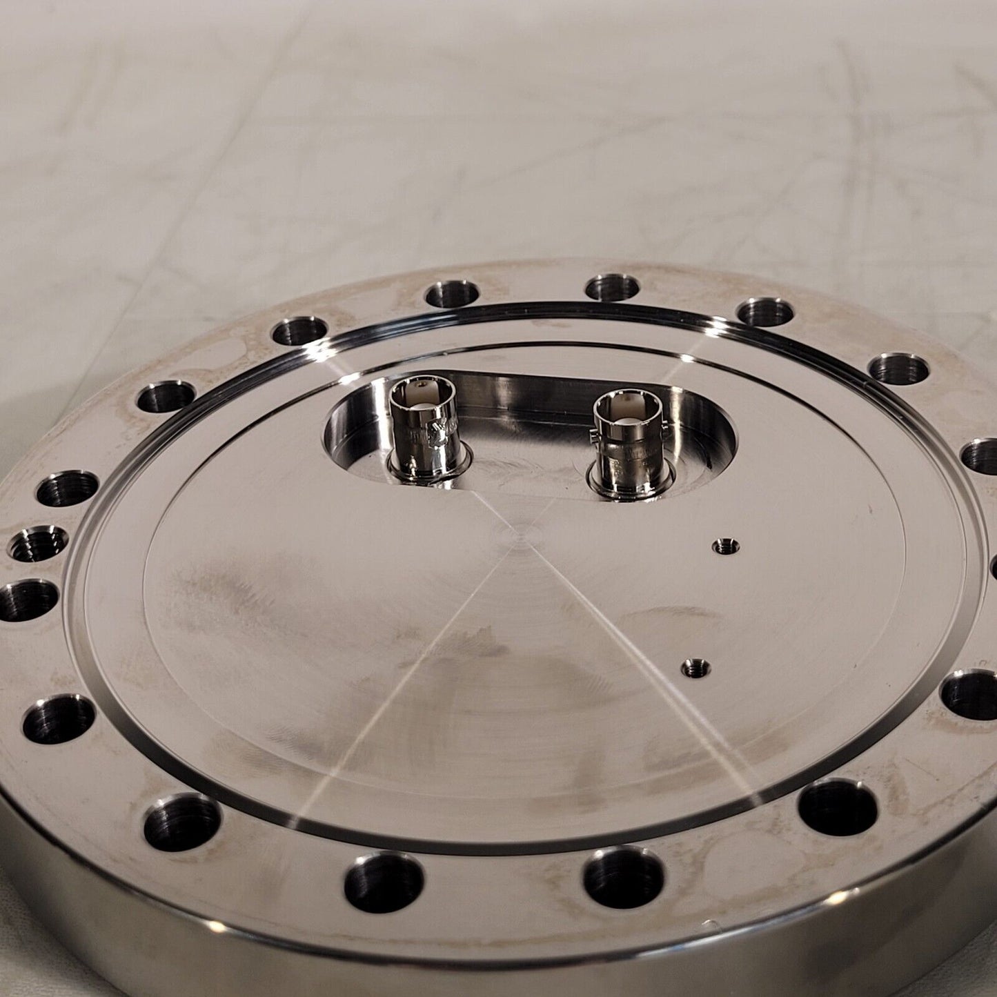 6" CF Conflat 2x BNC Port Electrical Feedthrough Flange DN100CF High Vacuum UHV