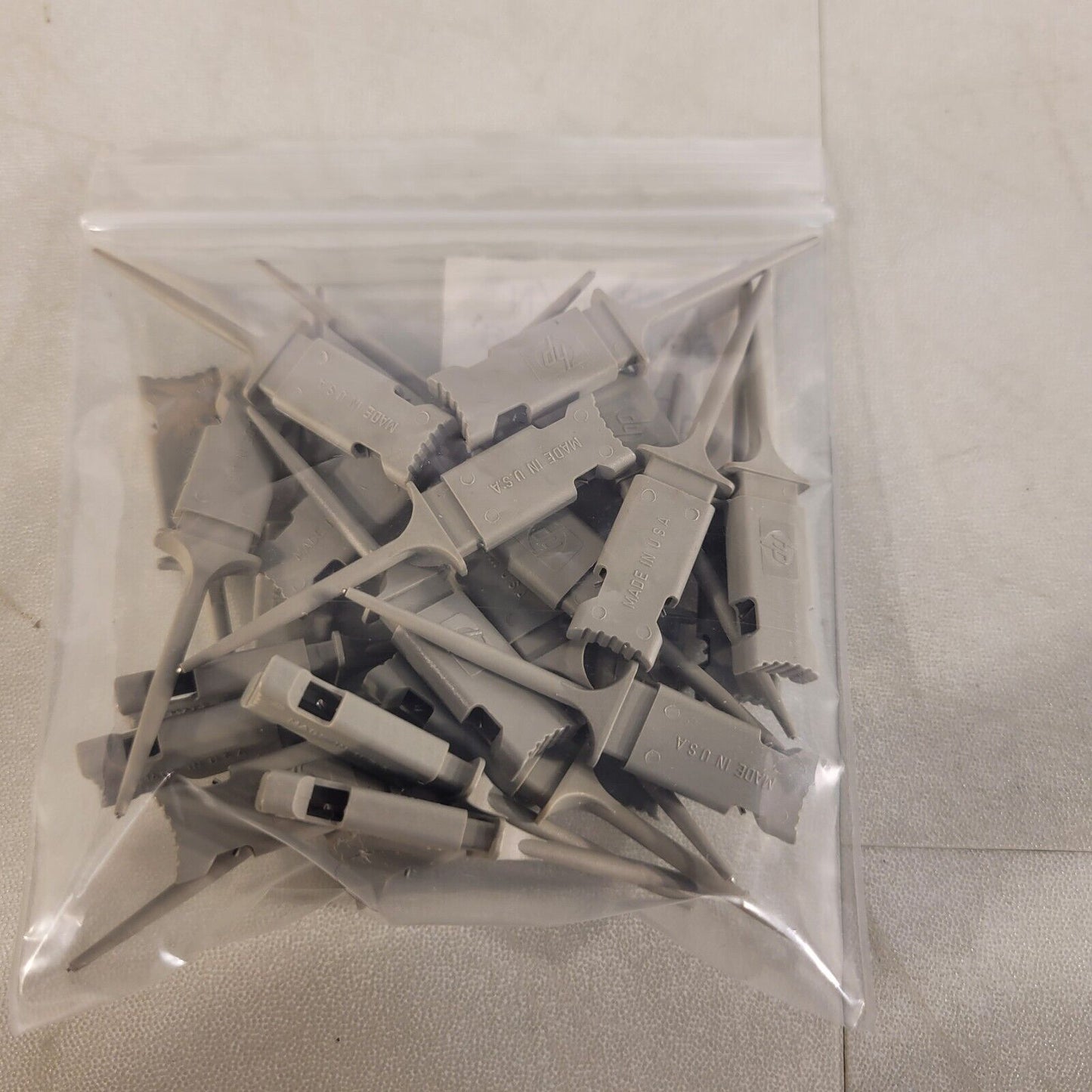 41-Pack HP Hewlett Packard 5090-4356 Surface Mount Device (SMD) IC Mini Grabber