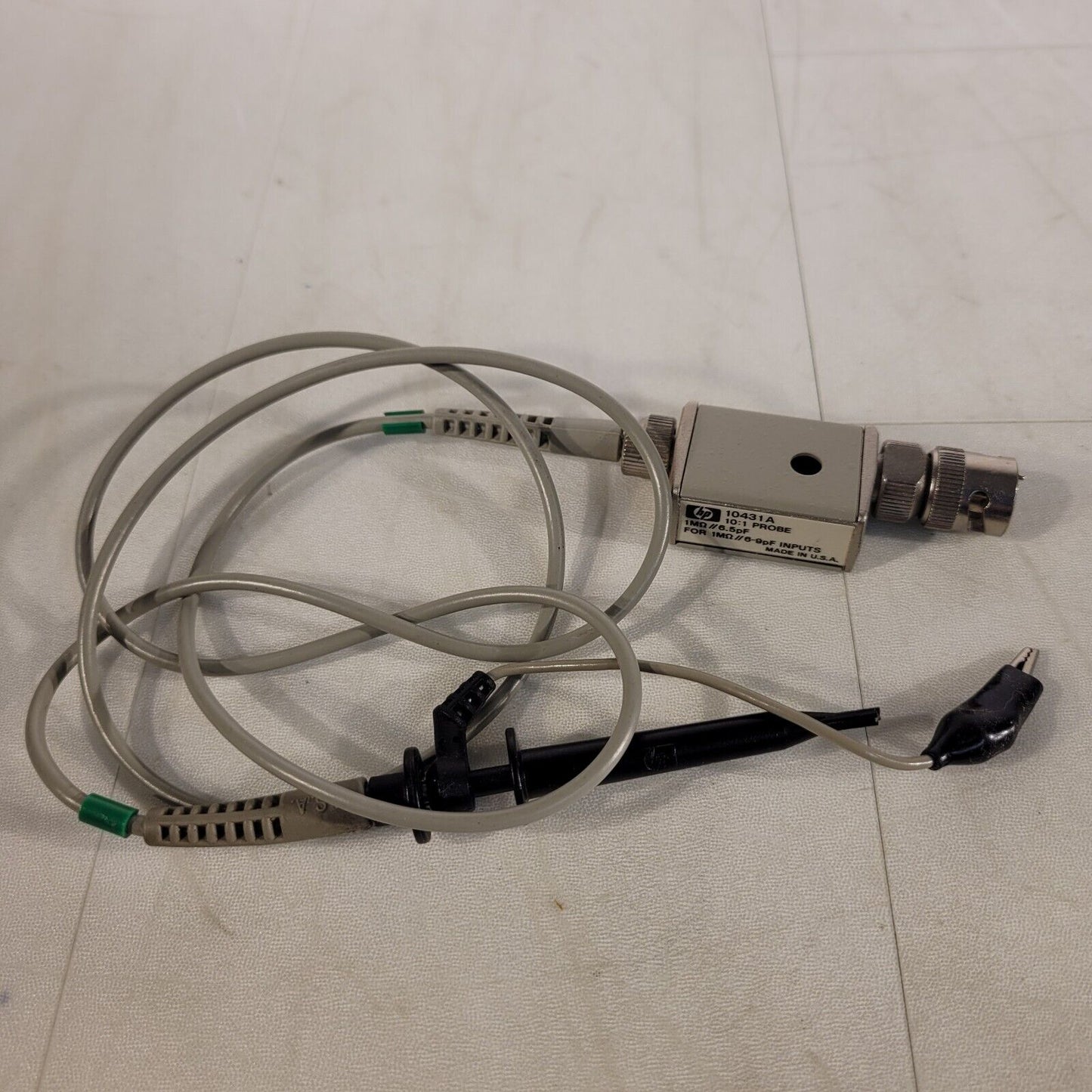 HP Hewlett Packard 10431A Oscilloscope Probe 10:1 500MHz 1M Ohm 6.5pF, Clip Tip
