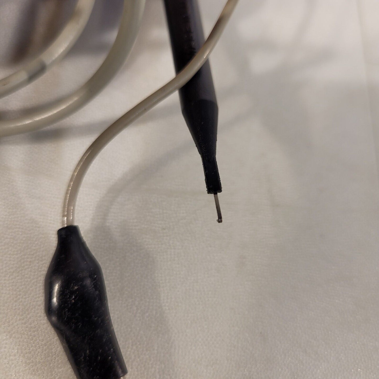 HP Hewlett Packard 10431A Oscilloscope Probe 10:1 500MHz 1M Ohm 6.5pF, Clip Tip