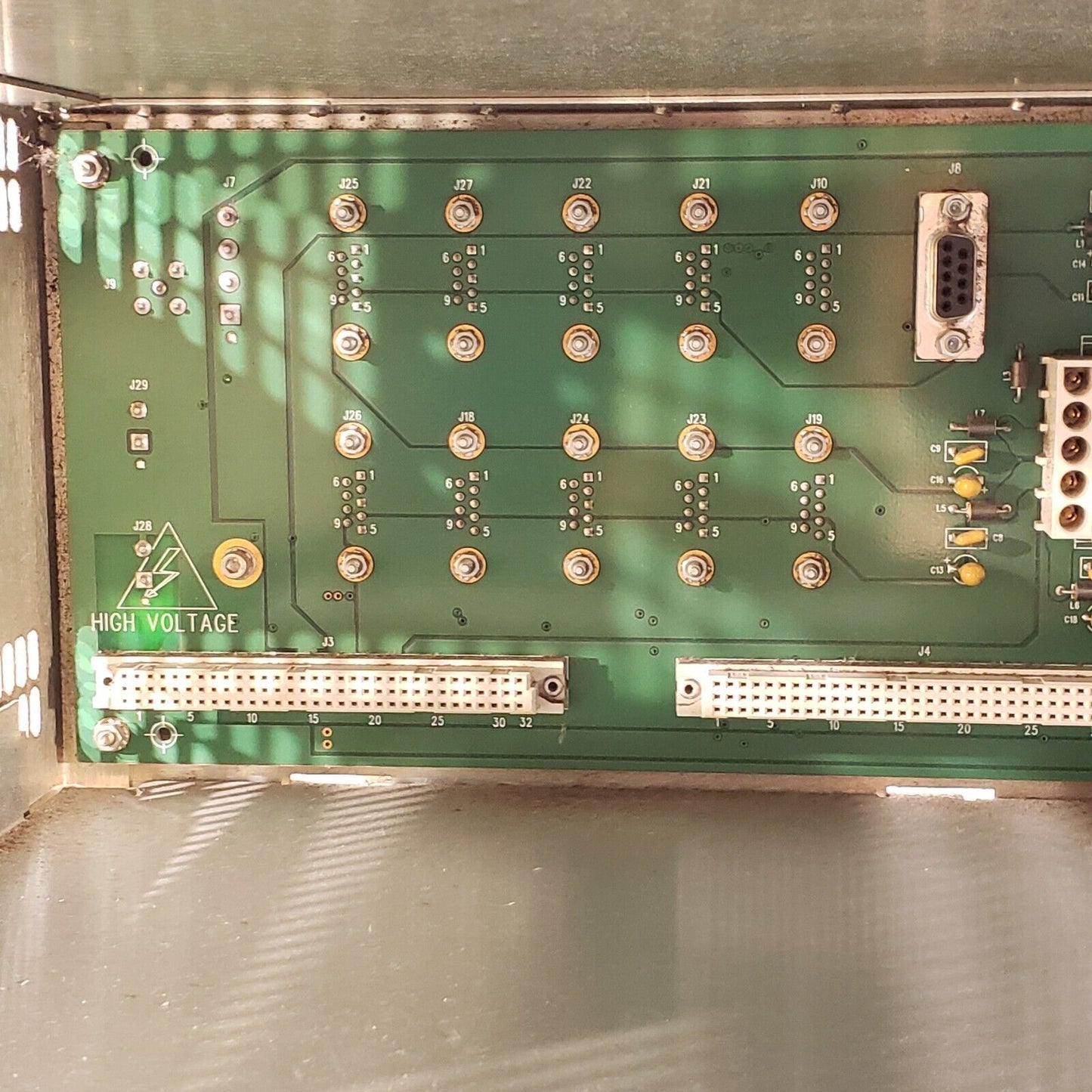 Perkin Elmer 002216F Backplane Box MDS SCIEX From Elan 9000 Mass Spectrometer