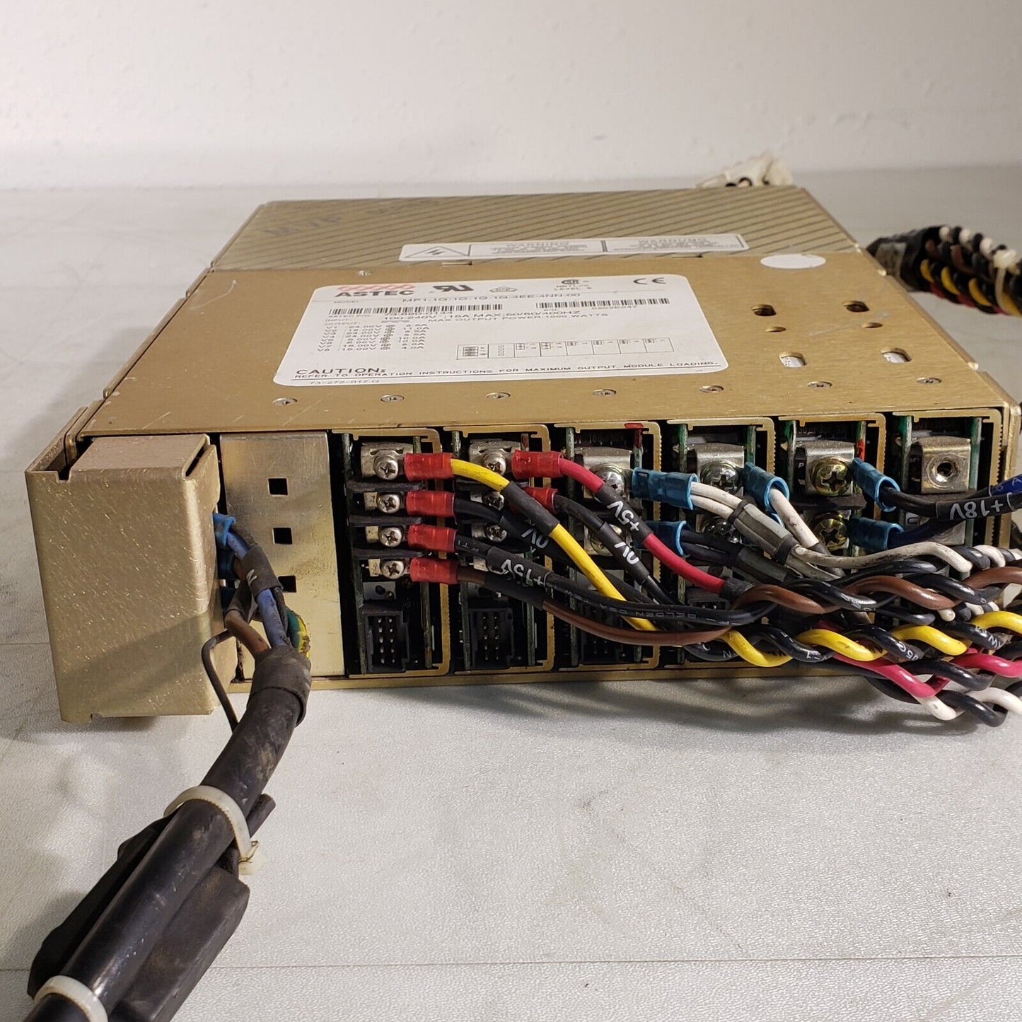 Astec MVP MP1-1Q-1O-1Q-1Q-4EE-4NN-00 24v, 18V, 15V, 5V Power Supply 73-690-0144