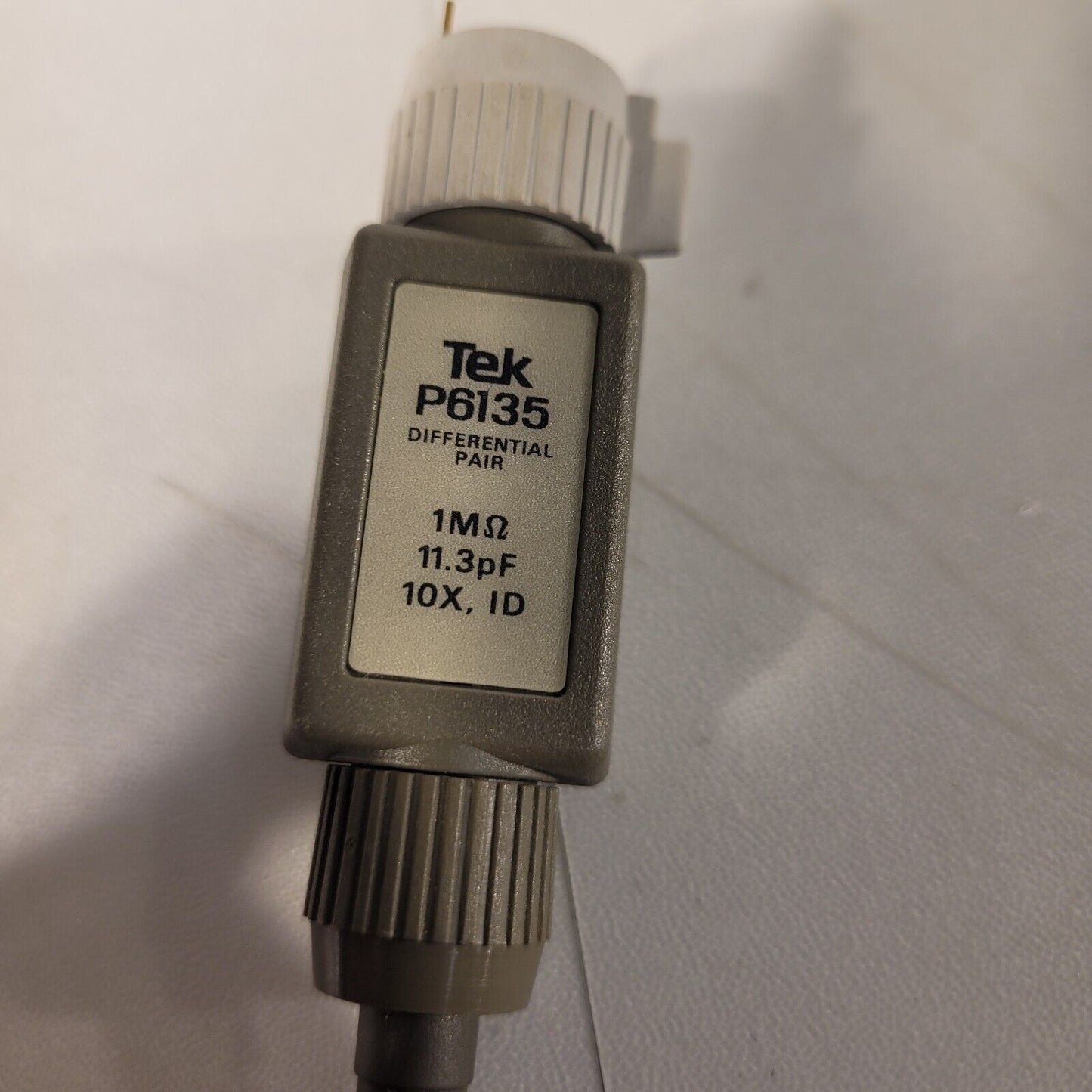 Tek Tektronix P6135 Oscilloscope Differential Probe 10x 150MHz 1M Ohm 11.3pF