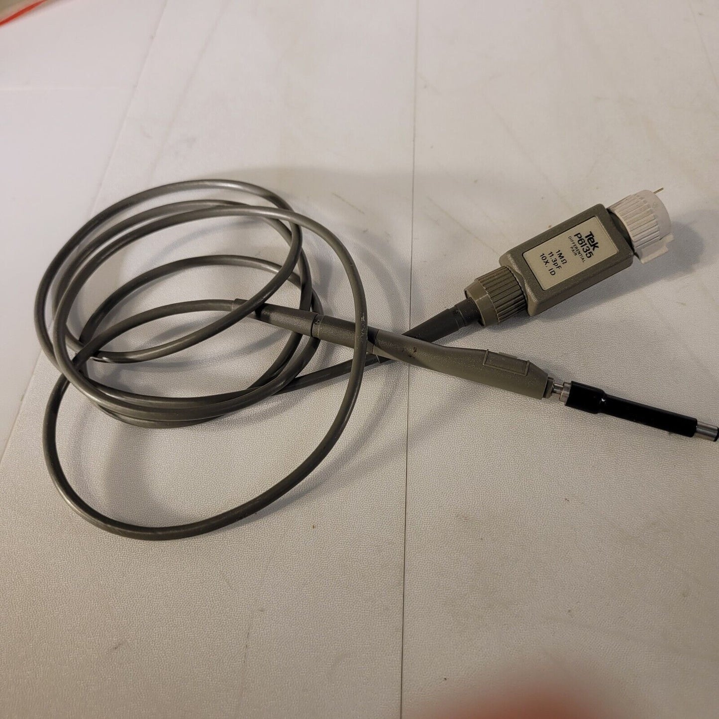 Tek Tektronix P6135 Oscilloscope Differential Probe 10x 150MHz 1M Ohm 11.3pF