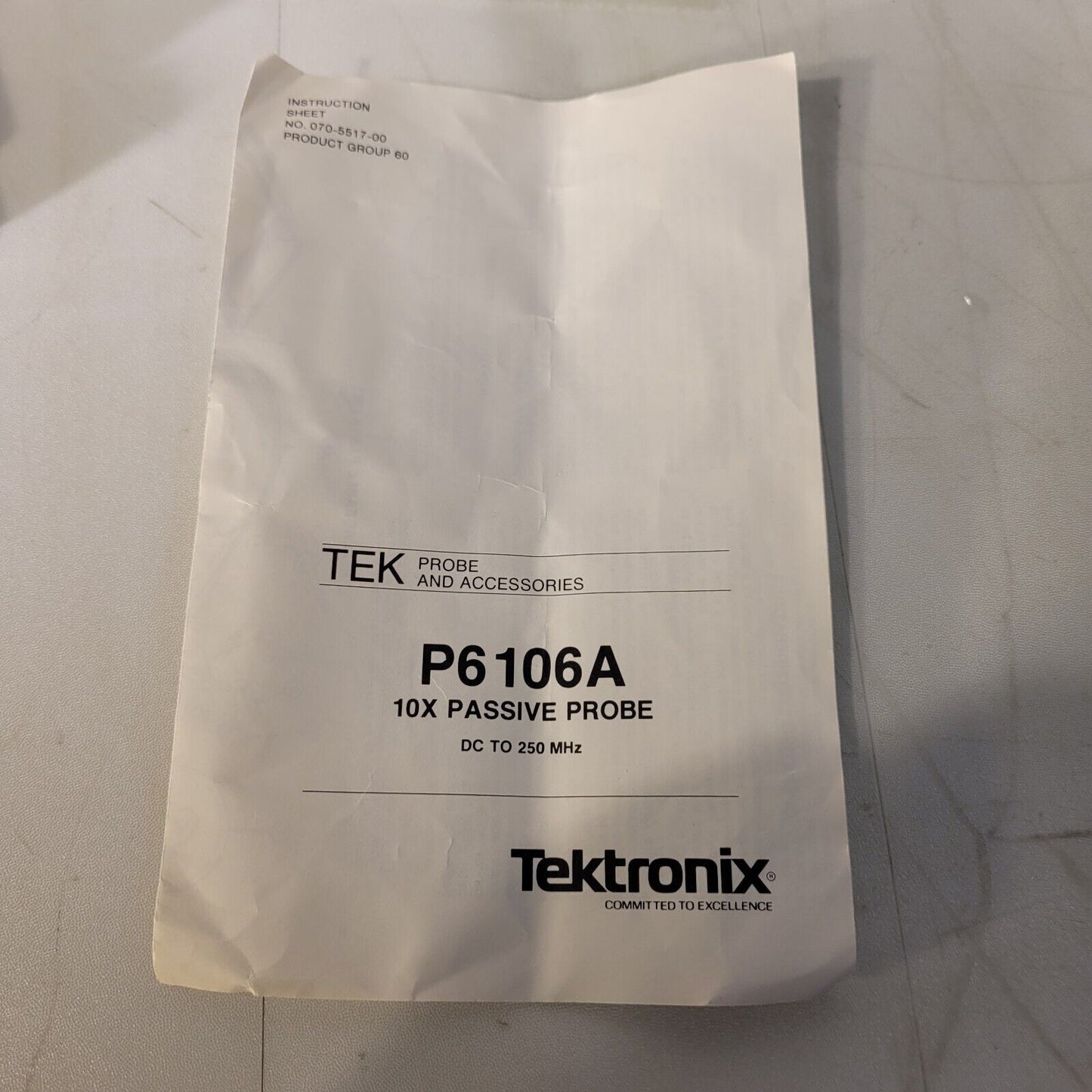 Tek Tektronix P6106A Oscilloscope Probe 10x 250MHz 10M Ohm 11.2pF w/ Accessories