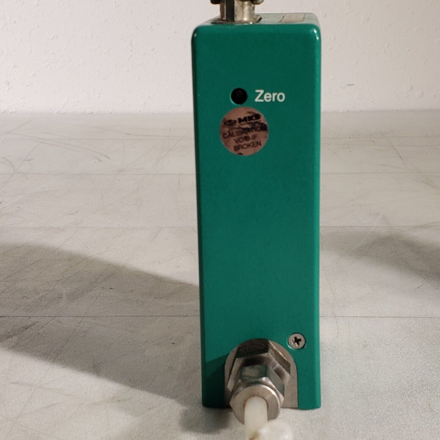 MKS M100B23CS1BV 2000 SCCM N2 Mass-Flo Controller From Elan 9000 ICP Mass Spec