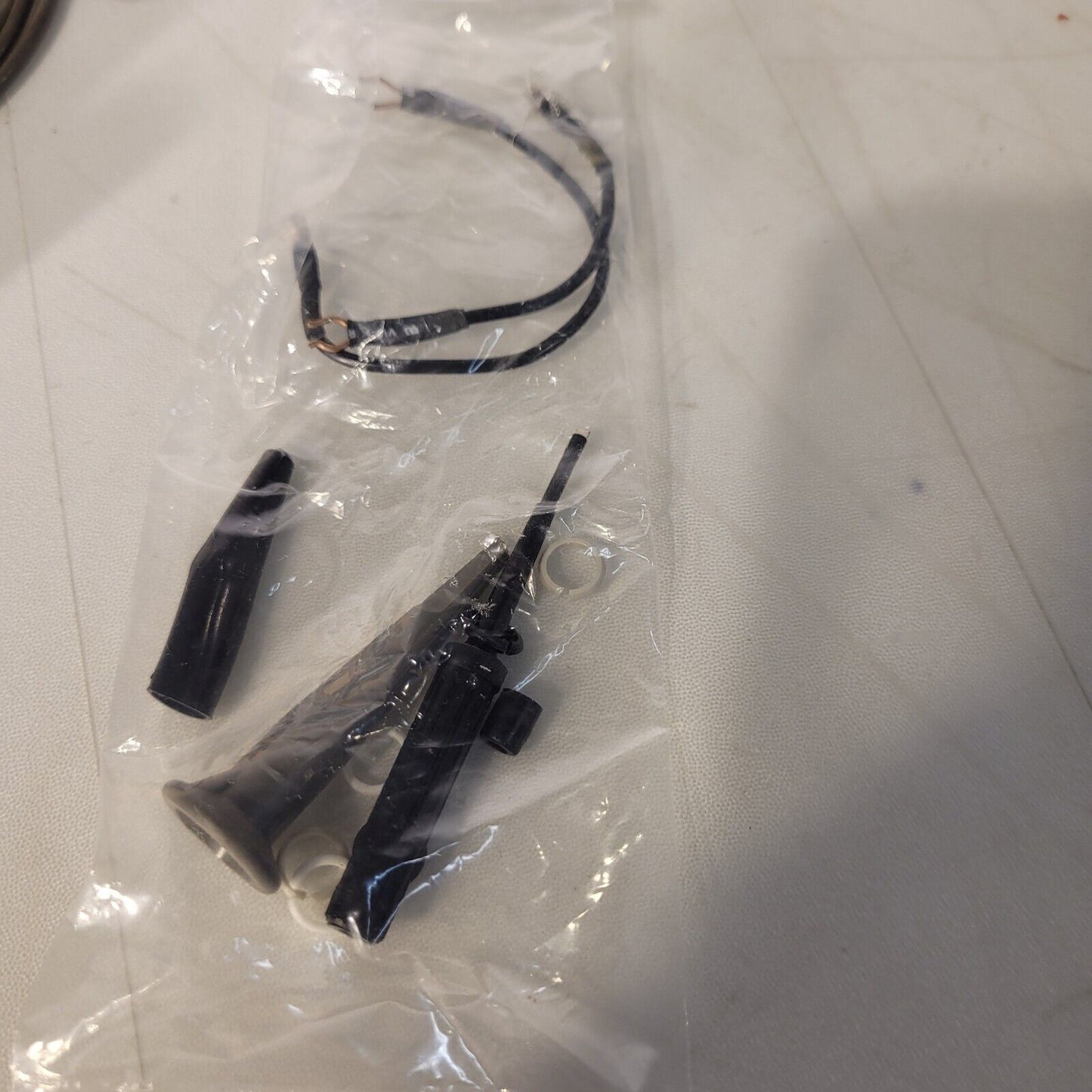 Tek Tektronix P6106 O-scope Probe And Accessories 10x 250MHz 10M Ohm 11.2pF