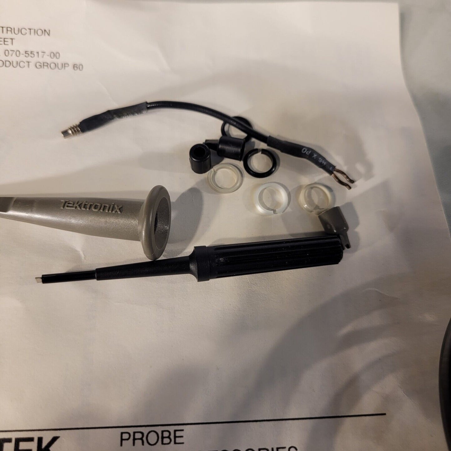 Tek Tektronix 6106A Oscilloscope Probe 10x 250MHz 10M Ohm 8.7pF with Accessories