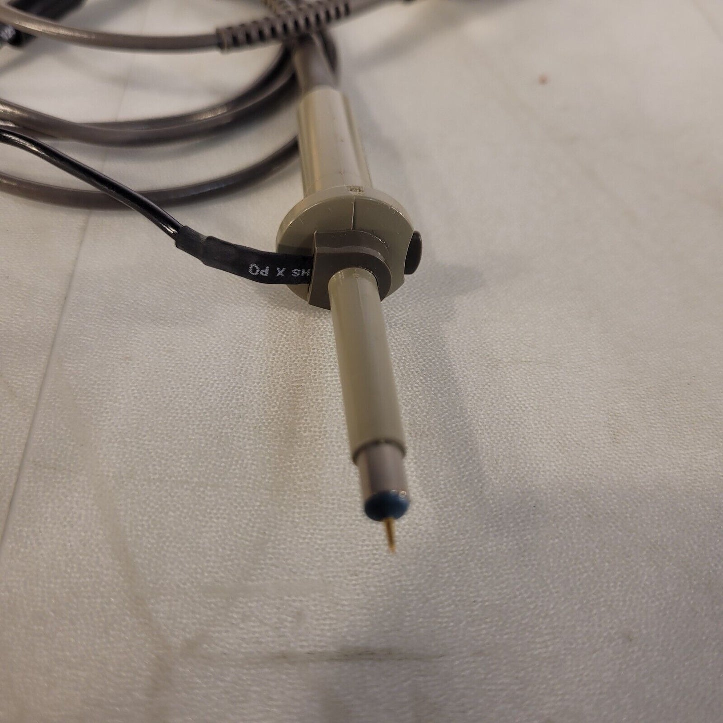 Tek Tektronix 6106A Oscilloscope Probe 10x 250MHz 10M Ohm 8.7pF with Accessories