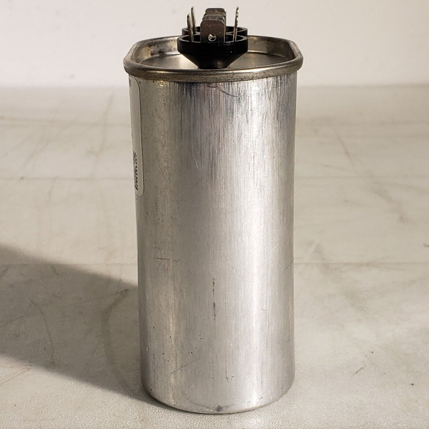 CSC SH Capacitor 40.0uF +/-6% 370VA/B 50/60Hz 10000 AFC 325P406H37C36A4ZN1