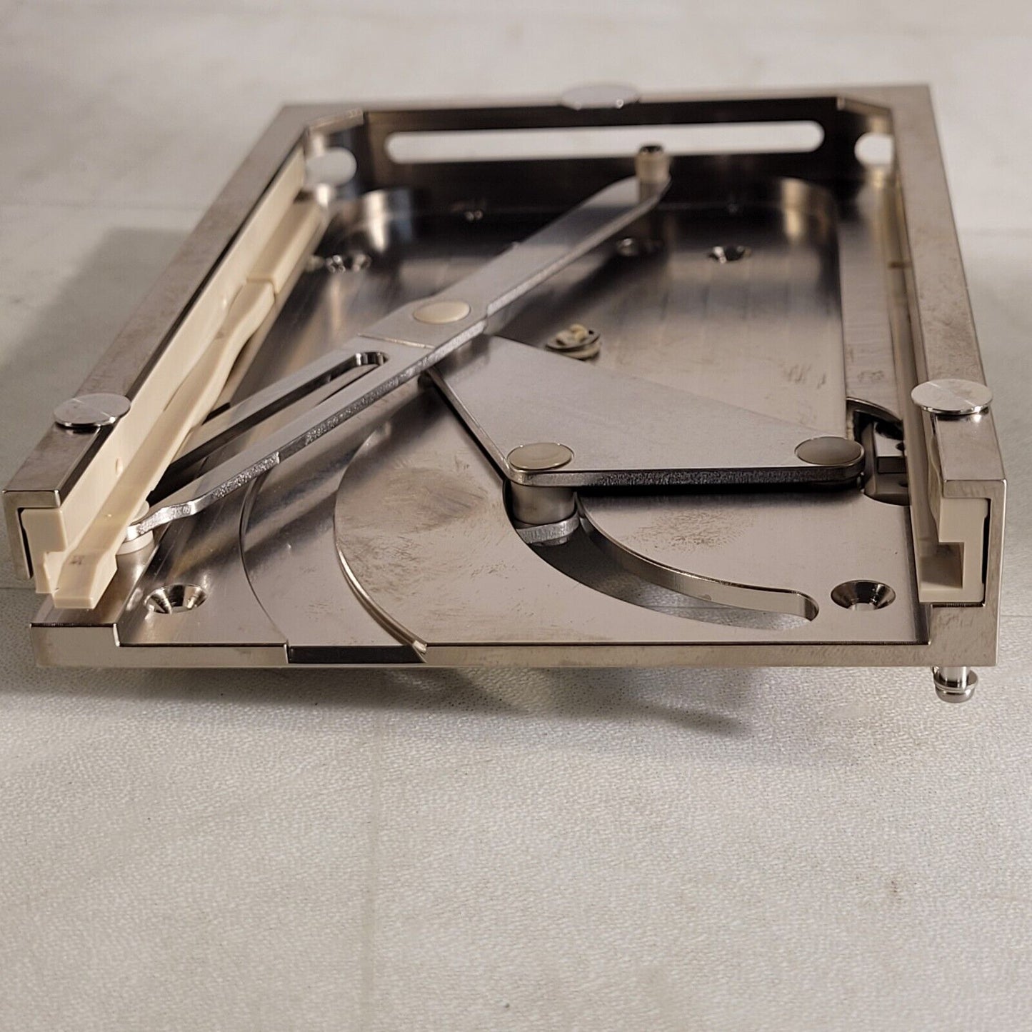 Sample Tray UHV Insert Holder For Bruker UltraFlex II Mass Spectrometer Vacuum