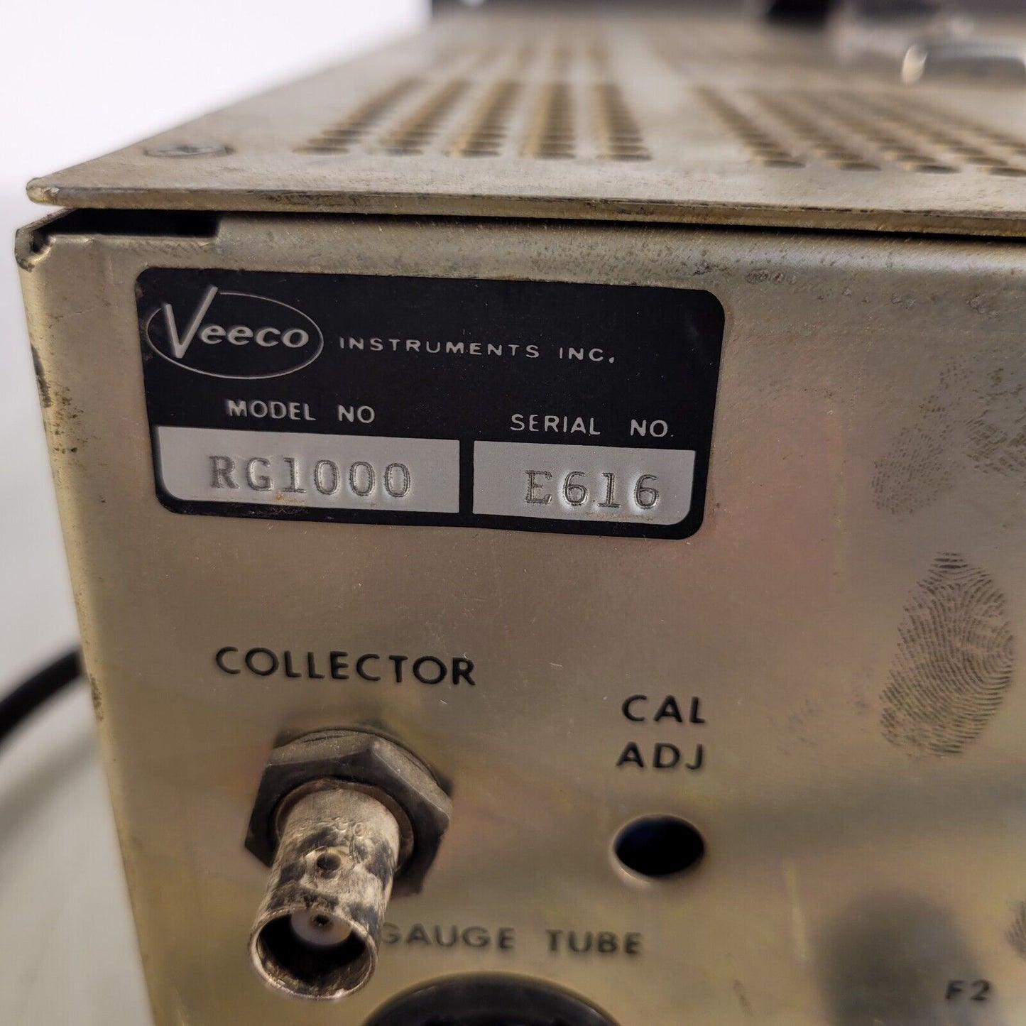 Veeco RG1000 Ionization Gauge Power Supply Controller High Vacuum