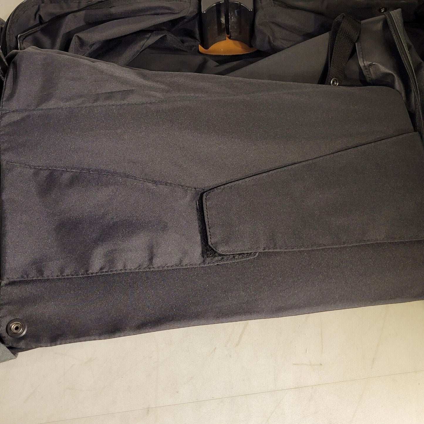 Samsonite Hanging Garment Travel Bag For Suite/ Dress