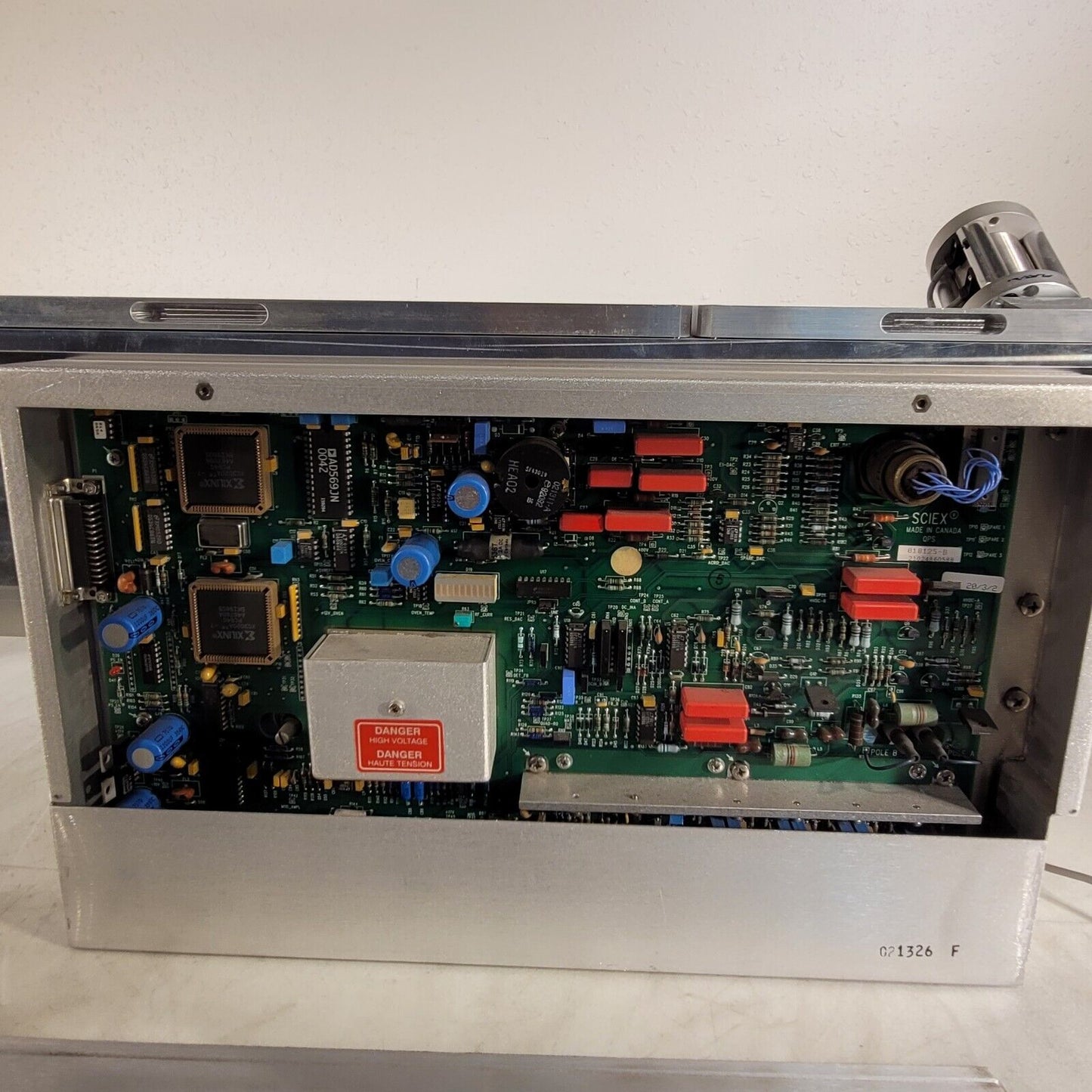 Main Chamber With Sciex 018125-B Board From Perkin Elmer Elan 9000 ICP Mass Spec