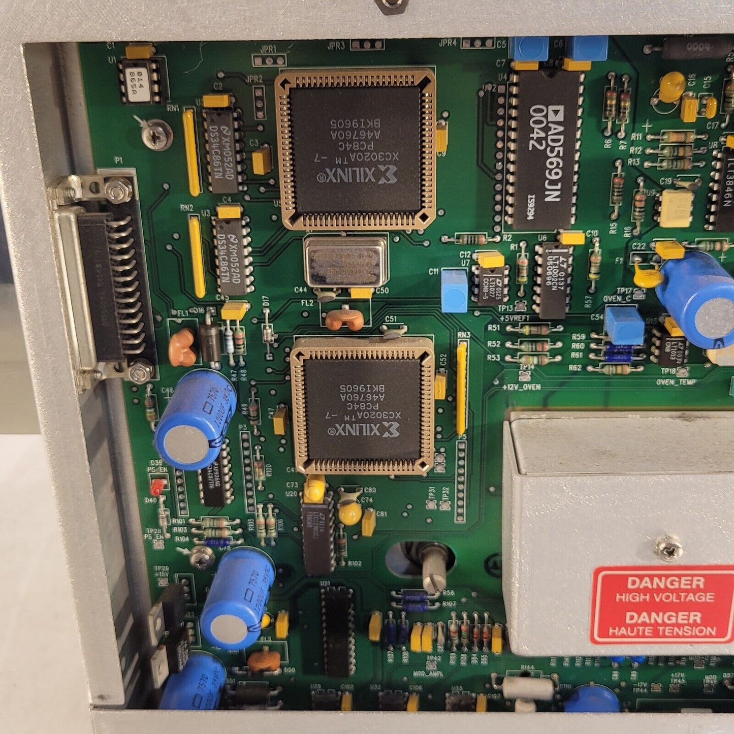 Main Chamber With Sciex 018125-B Board From Perkin Elmer Elan 9000 ICP Mass Spec