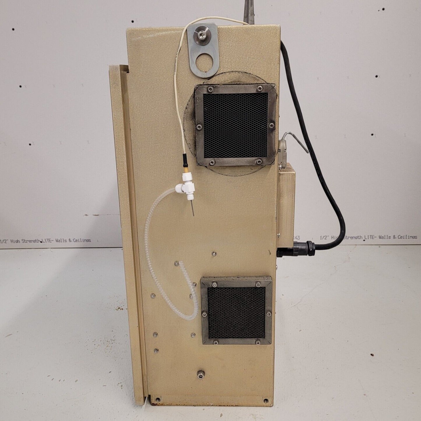 RF ICP Plasma Generator With Power Supply From Perkin Elmer Elan 9000 Mass Spec