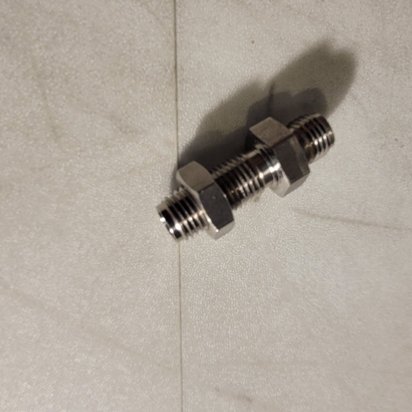 Swagelok 1/4" To 1/4" Male To Male Post Connector