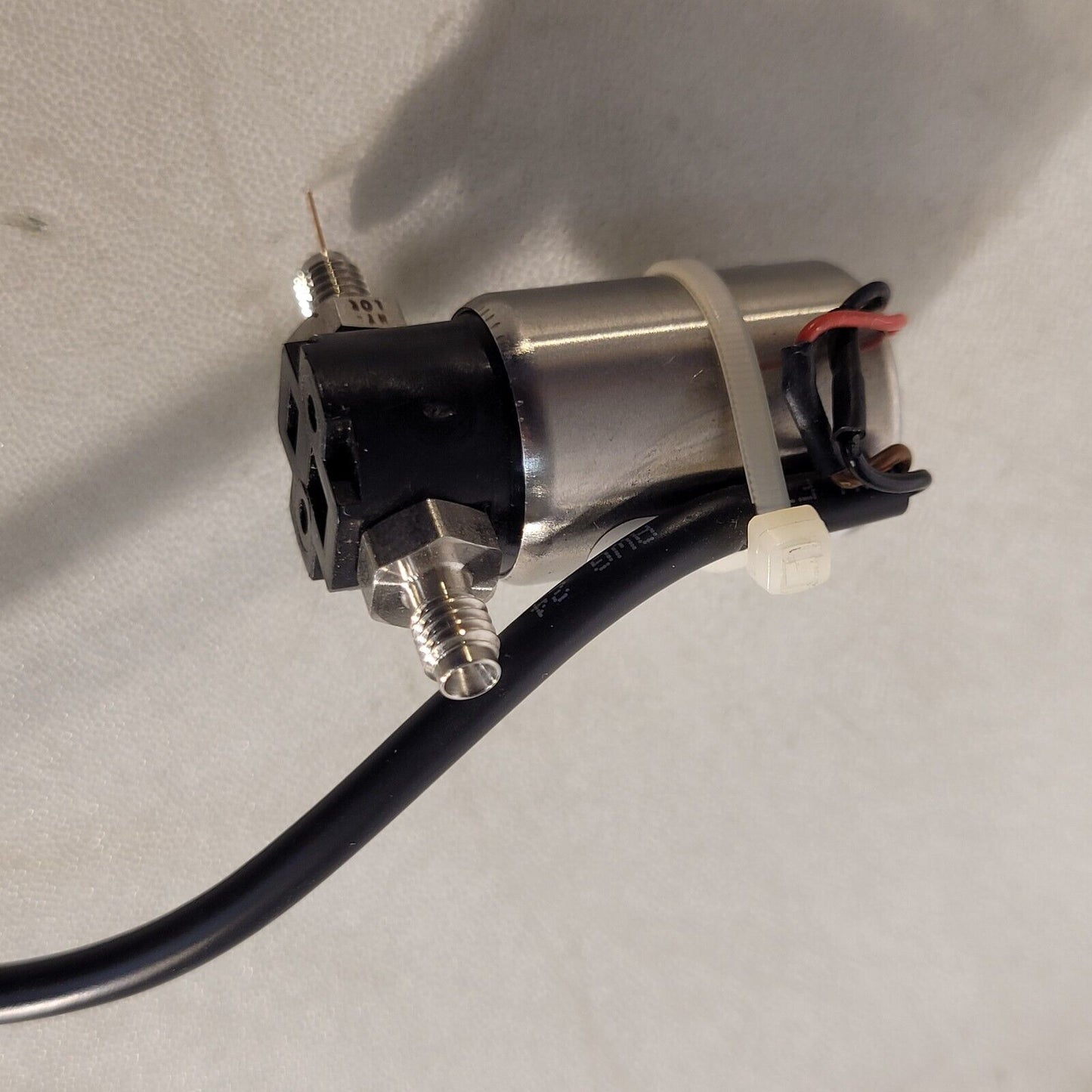 ASCO Scientific Miniature Solenoid Valve AL3124 1/16" Swagelok Fittings 100PSI