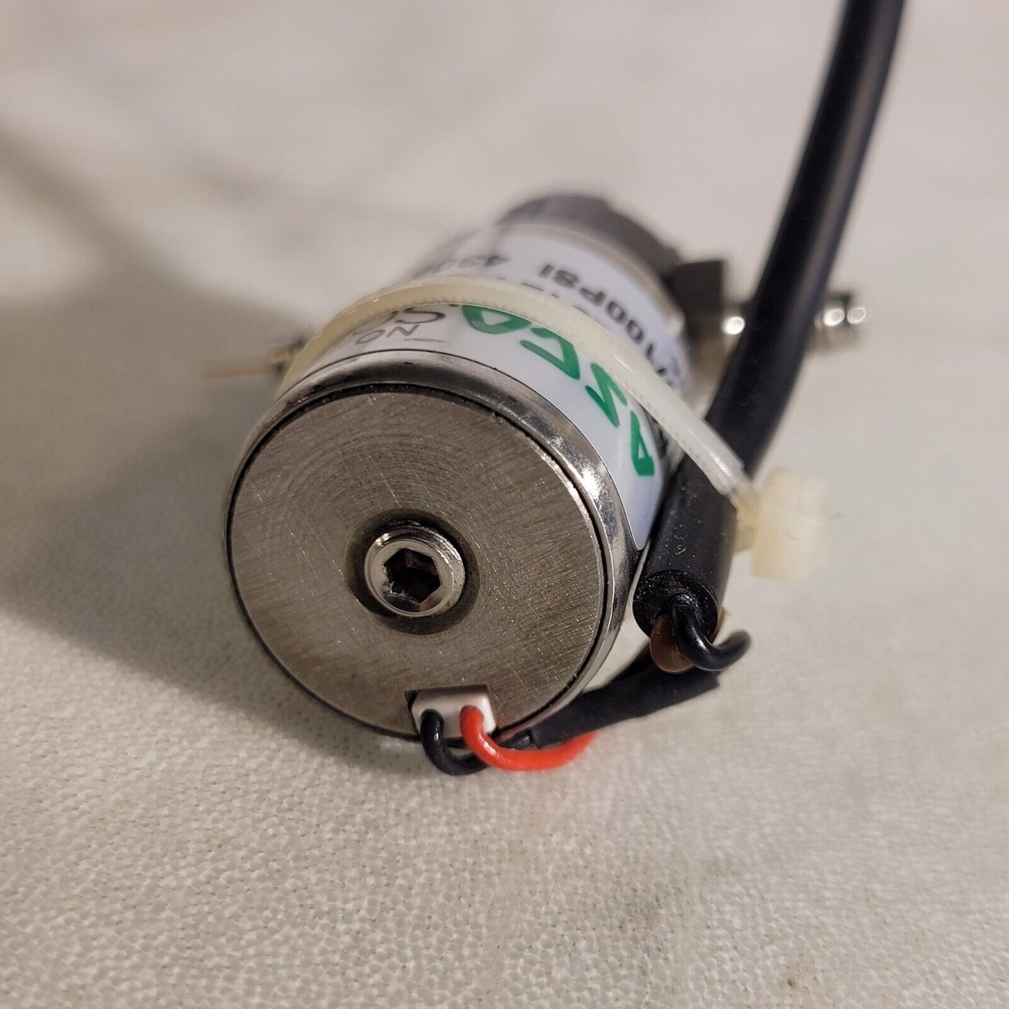 ASCO Scientific Miniature Solenoid Valve AL3124 1/16" Swagelok Fittings 100PSI