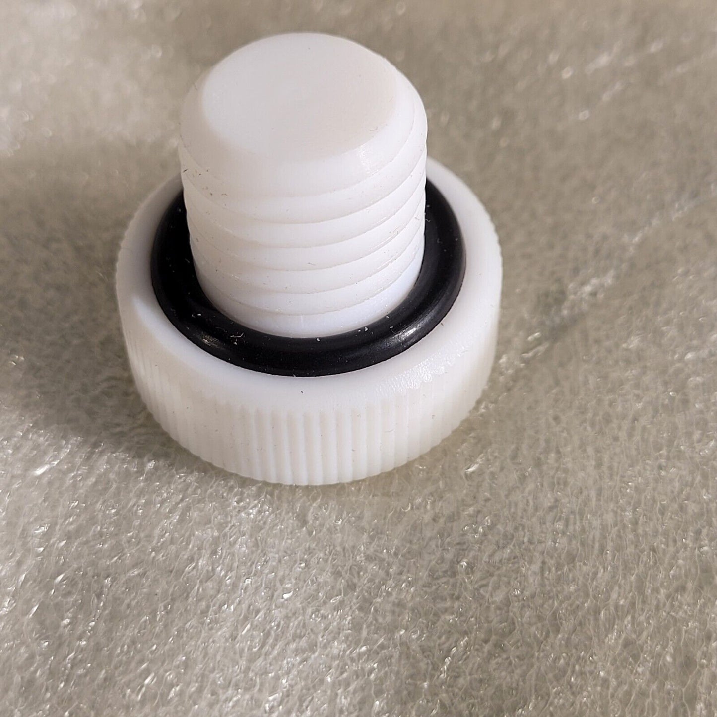 Aldrich Z18108-0 Pressure Tube With Threaded Type A Plug 38ml 20.3cm Length Glas