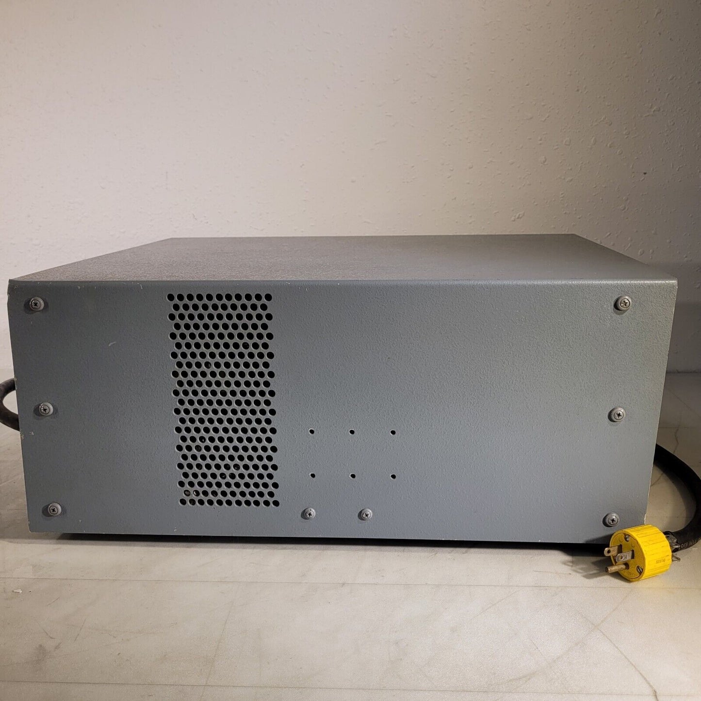 ENI EGR 1600 RF Signal Power Generator Variable Frequency 0-2000W