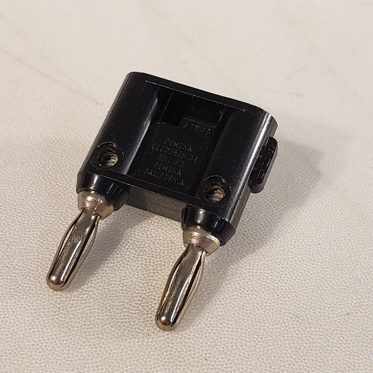 Pomona MPD Banna Plug Dual Female Banana Jacks To Dual Male Banana Jacks
