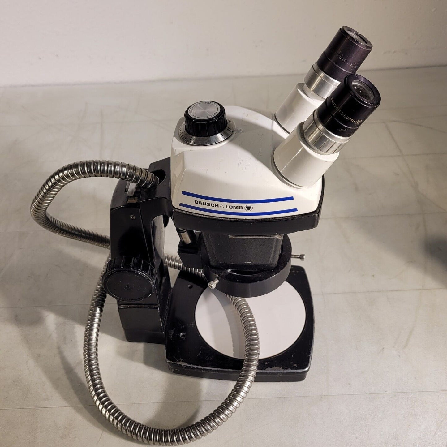 Bausch And Lomb Stereo Zoom 4 Microscope 0.7X - 3.0X With Fiberoptic Ring Light