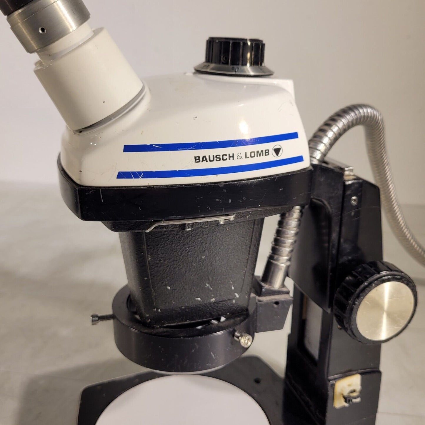 Bausch And Lomb Stereo Zoom 4 Microscope 0.7X - 3.0X With Fiberoptic Ring Light