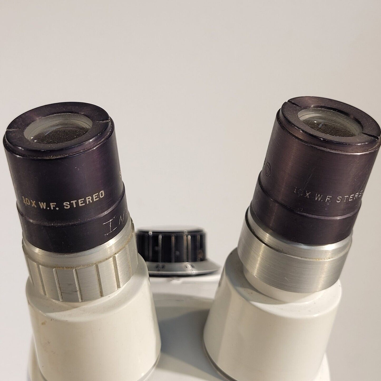 Bausch And Lomb Stereo Zoom 4 Microscope 0.7X - 3.0X With Fiberoptic Ring Light