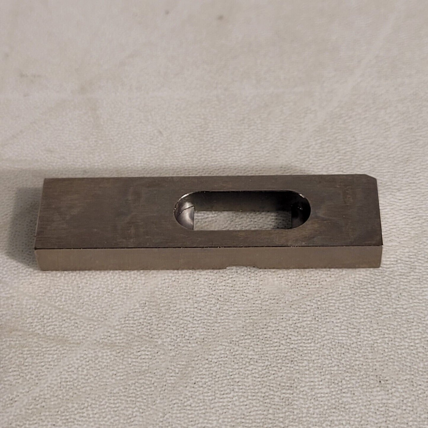 Bruker ASX XRD Slit Aperture For Parts - One Slit Side Fell Off Adjustable Width