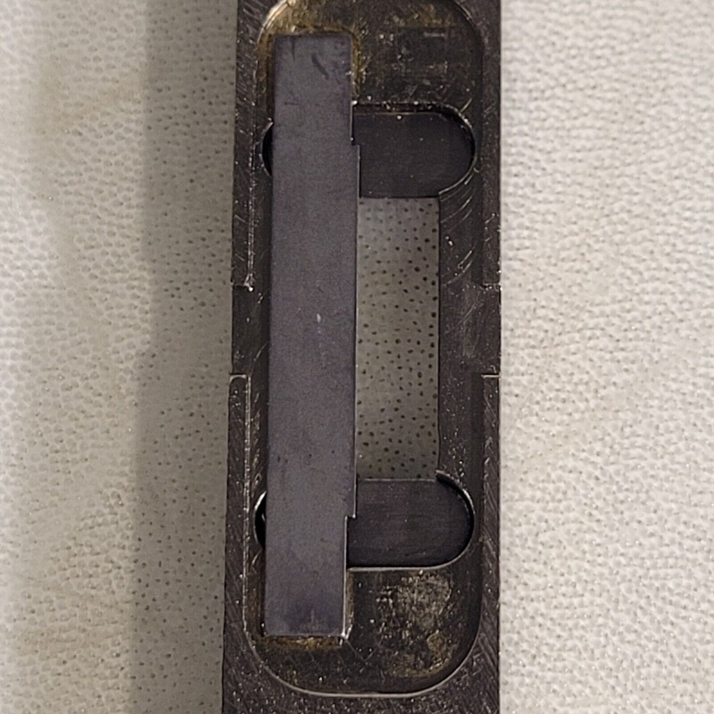 Bruker ASX XRD Slit Aperture For Parts - One Slit Side Fell Off Adjustable Width
