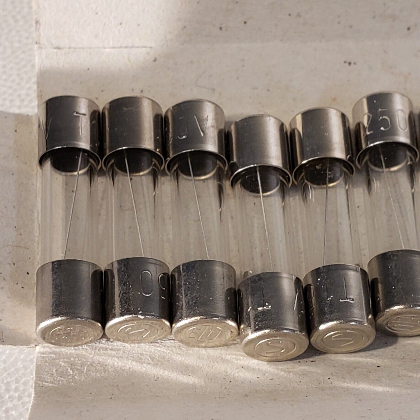 ELU Siba 60127-2/3 G-Sicherungseinsätze 10 Fuse Links 5x20mm 250VAC 35A 179 120