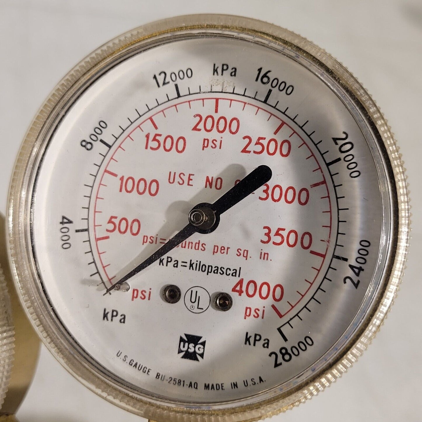 Victor VTS450D Oxygen Pressure Regulator 3000psi Max In Female Connector