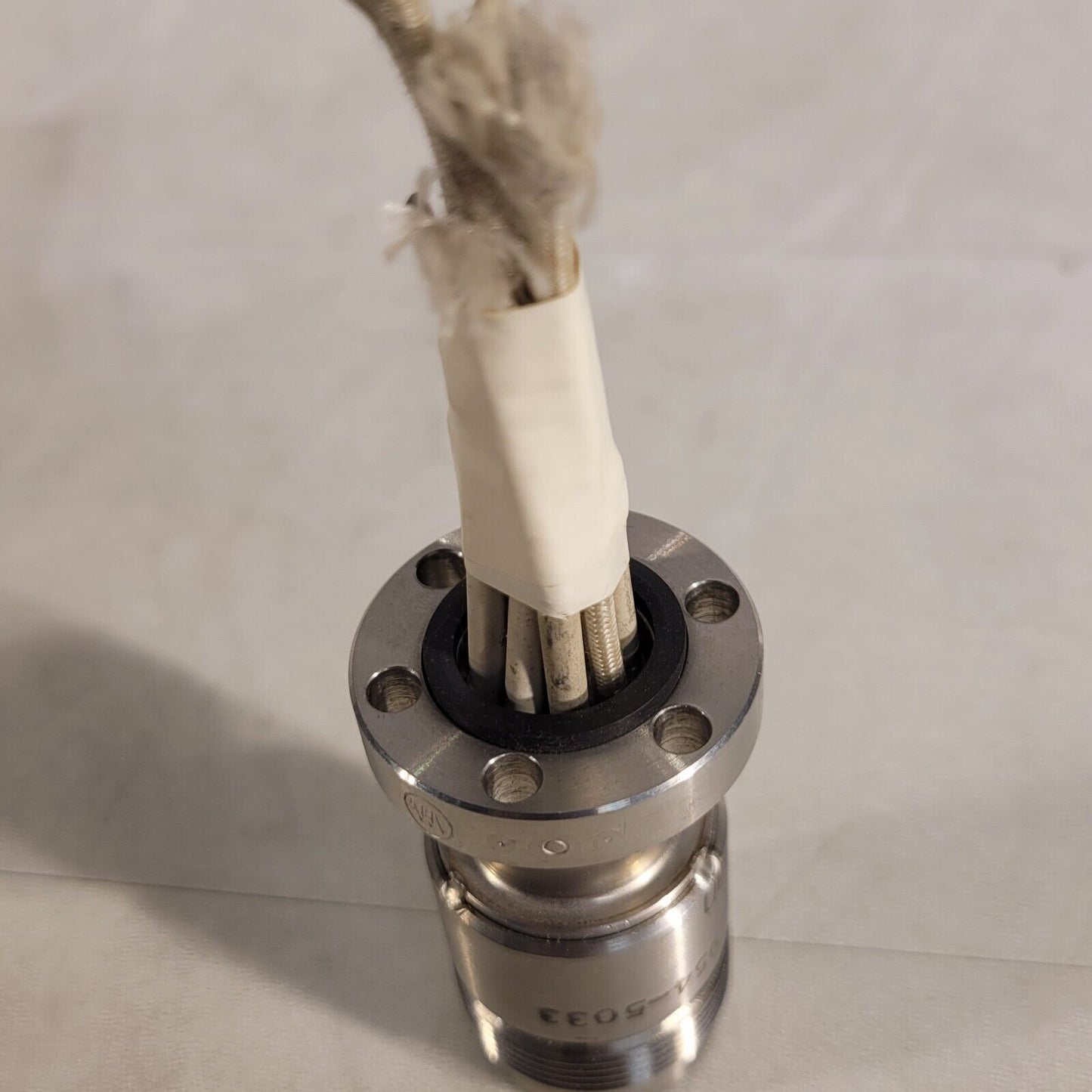 Varian 954-5033 1.33" Conflat CF UHV High Vacuum Feedthrough 10 Pin Thermocouple